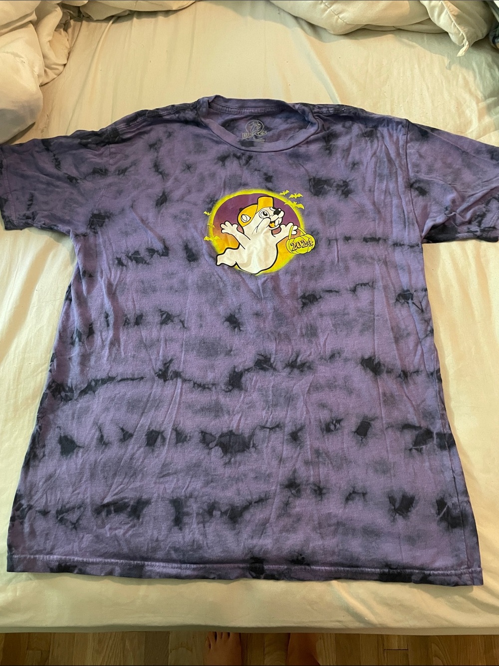 Buc-ees Halloween 2024 Purple Tie-Dye Graphic Tee